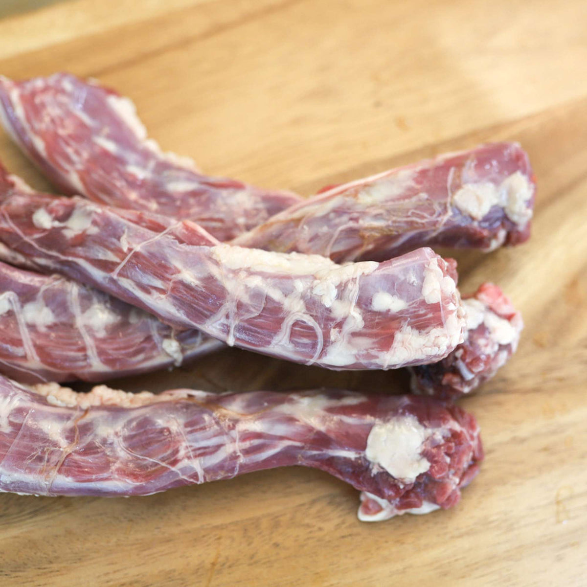 Oma&#39;s Pride Frozen Raw Whole Duck Necks for Dog &amp; Cat Chews