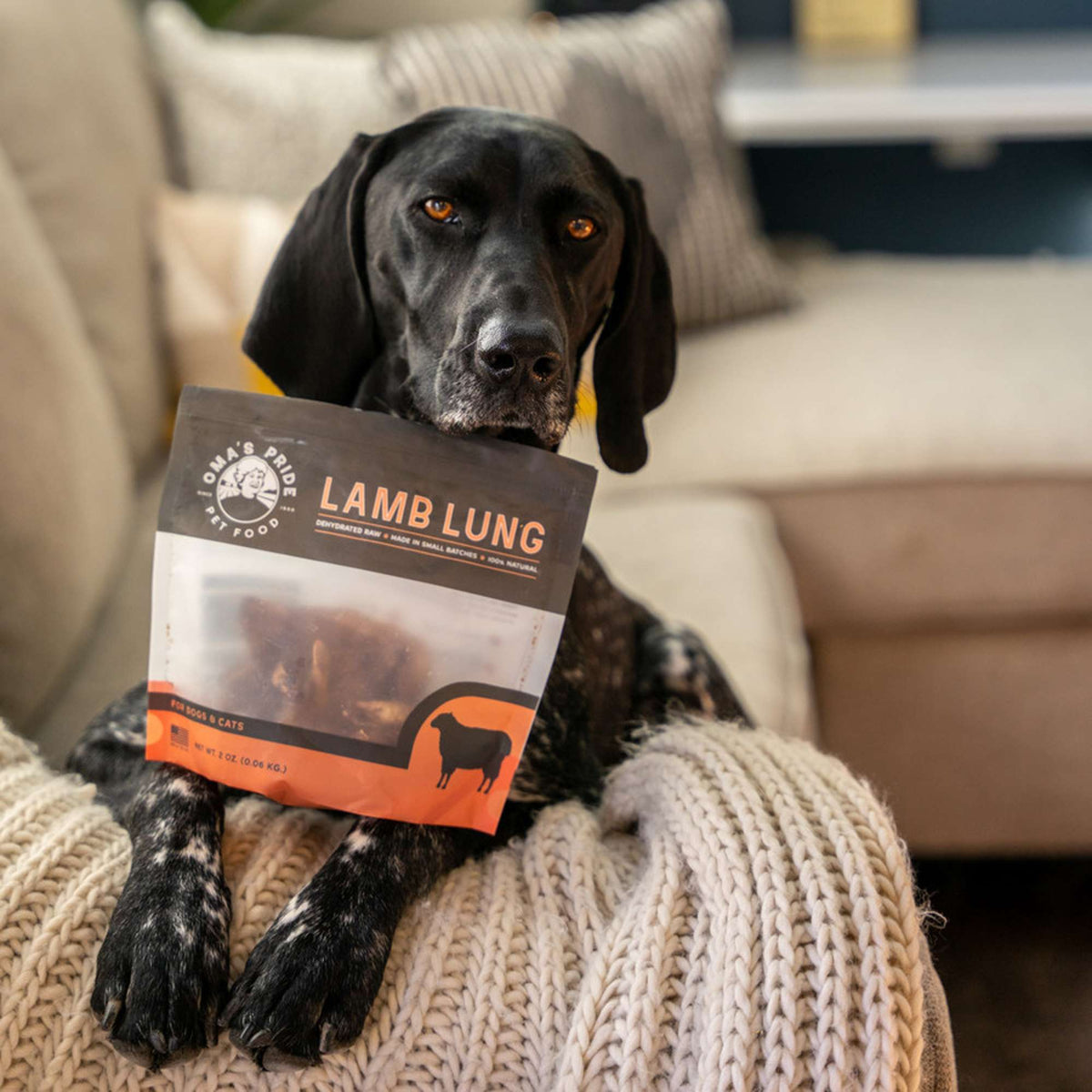 Oma&#39;s Pride Dehydrated Raw Lamb Lung Dog &amp; Cat Treats