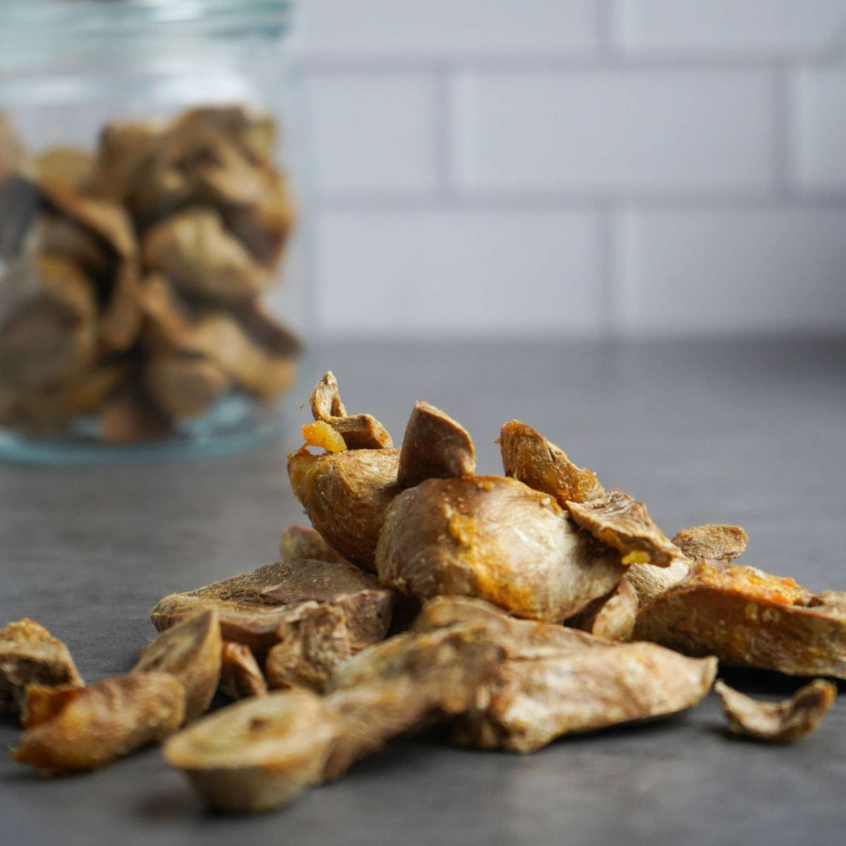 Oma&#39;s Pride Freeze-Dried Raw Turkey Hearts Dog &amp; Cat Treats