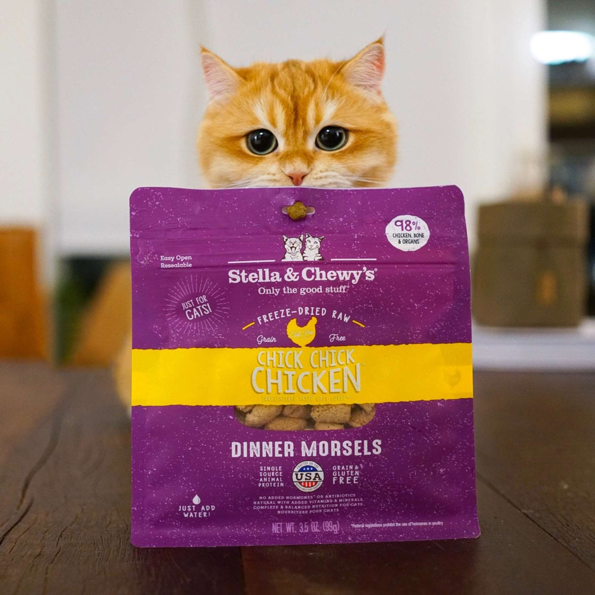 Stella &amp; Chewy&#39;s Freeze-Dried Raw Chick Chick Chicken Dinner Morsels Cat Food